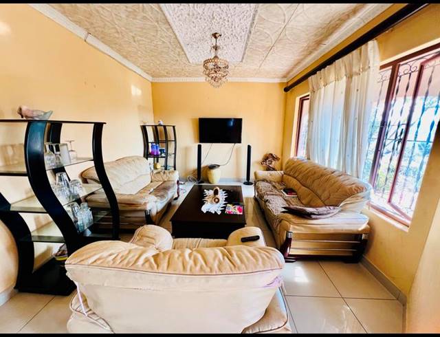 3 BEDROOM HOUSE FOR SALE IN AVOCA HILLS